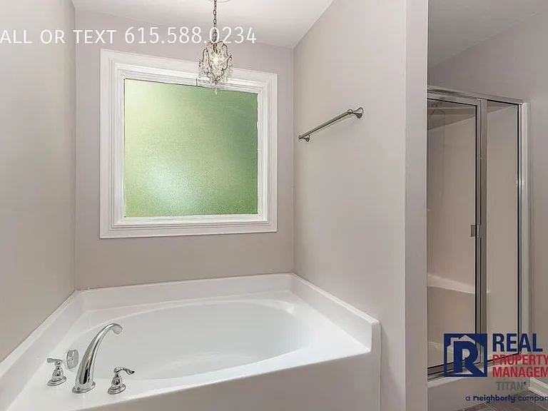 1052 Neeleys Bnd — Photo 11