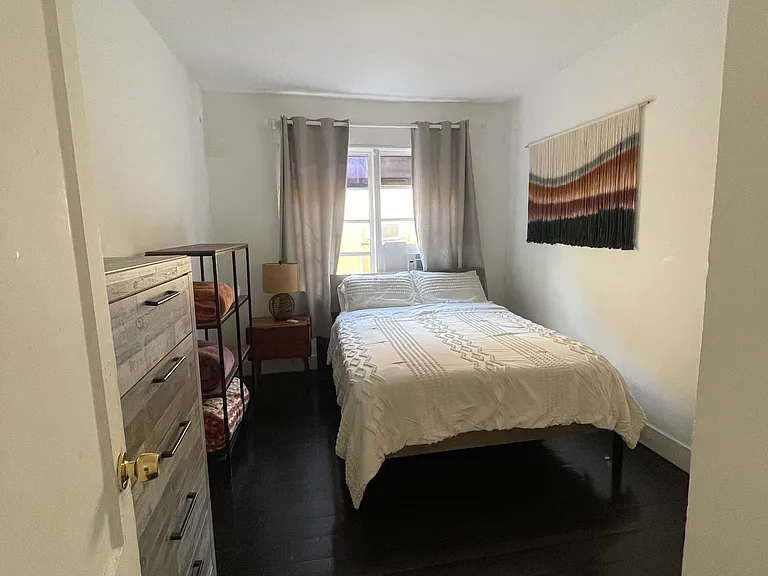 130 NE 23rd St #1 — Photo 9
