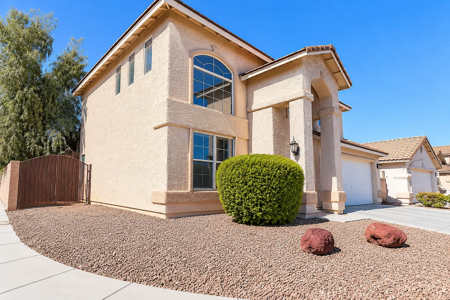 8101 Peach Flare St — Photo 3
