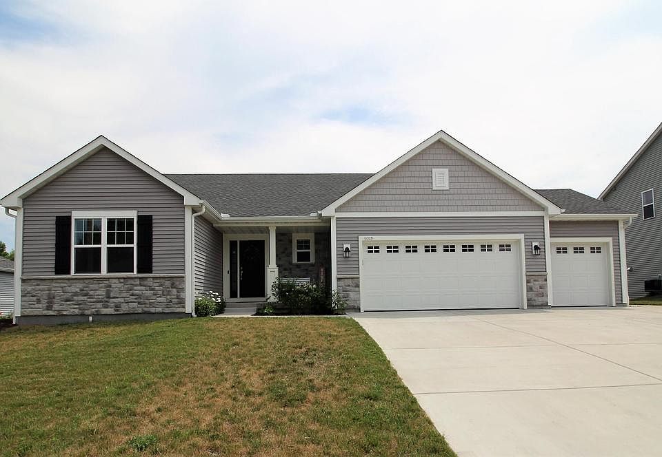 1329 Daisy DRIVE, West Bend, WI 53090 Zillow