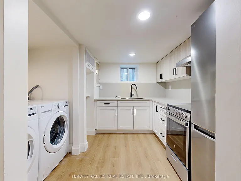 1216 Avenue Rd #3 — Photo 12