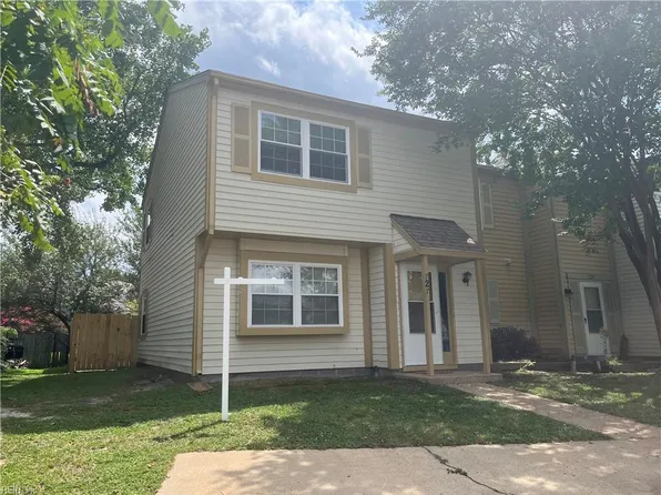 727 Spence Cir, Virginia Beach, VA 23462