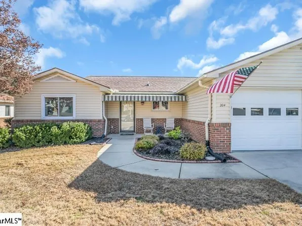204 Lakeside Cir, Greenville, SC 29615