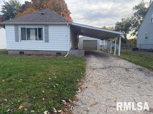 126 Margaret Dr, Creve Coeur, IL 61610