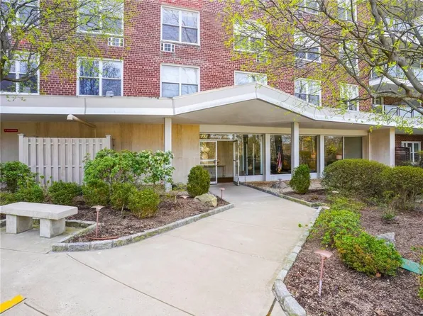 222 Martling Avenue #5B, Tarrytown, NY 10591