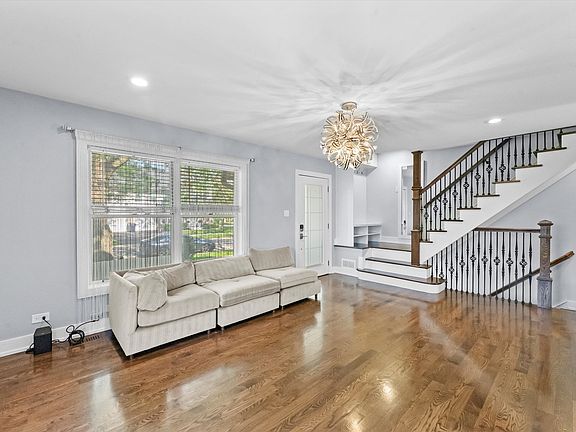 4th image of 9304 Wherry Ln