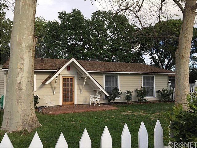 1st image of 7754 Jellico Ave