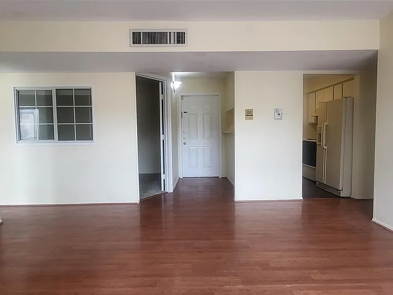 2822 S Bartell Dr #21 — Photo 5
