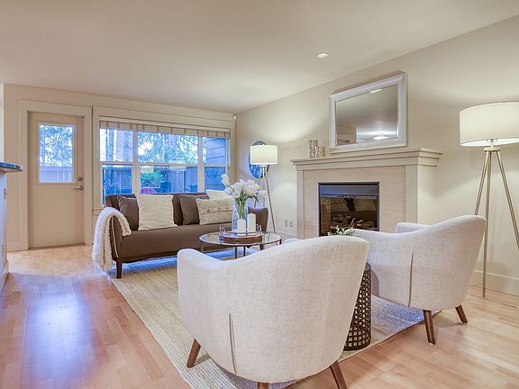 3rd image of 22910 90th Ave W Unit E204