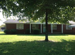 50 West Dr, Murray, KY 42071
