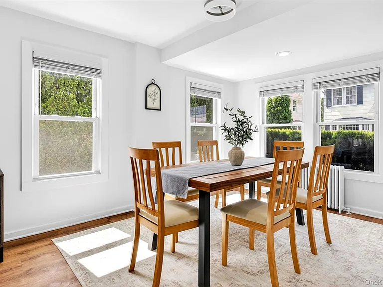 12 Smull Pl — Photo 8