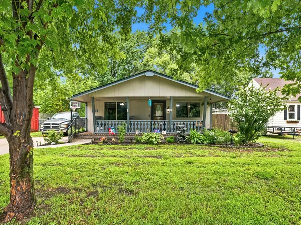 905 N Main St, Garden Plain, KS 67050
