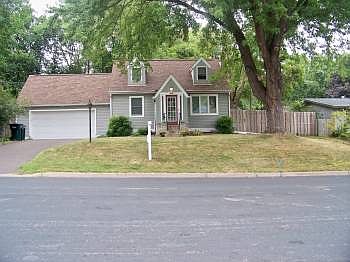 3rd image of 1813 43rd Ave NE