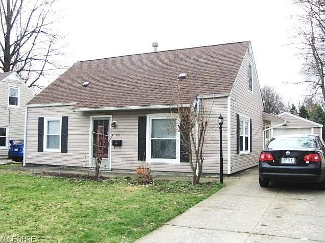 1st image of 330 Victor Ave