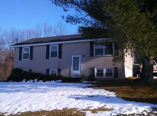 11 Gudrun Dr, Gardiner, ME 04345
