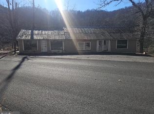 5910 Dry Fork Rd, Cedar Bluff, VA 24609