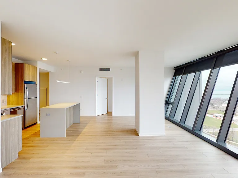 Dining/Living room
