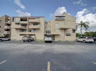 10400 SW 108th Ave APT A407, Miami, FL 33176