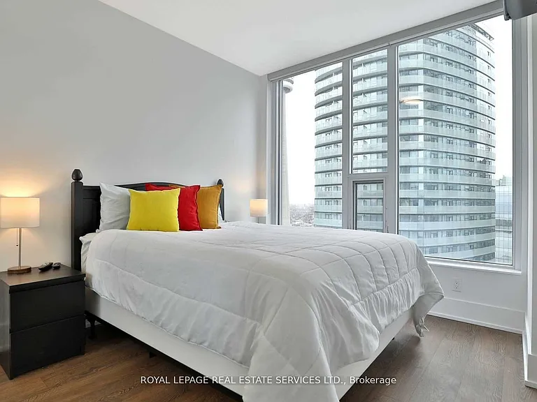 10 York St #5001 — Photo 10