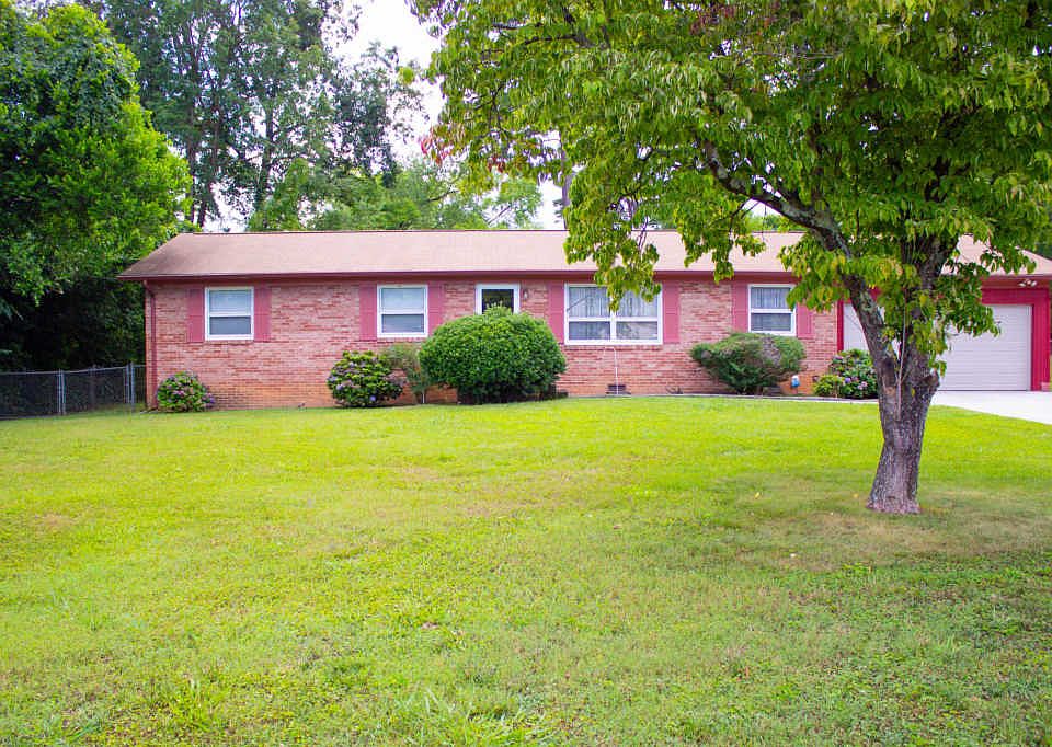 1st image of 1709 Havenhill Ln