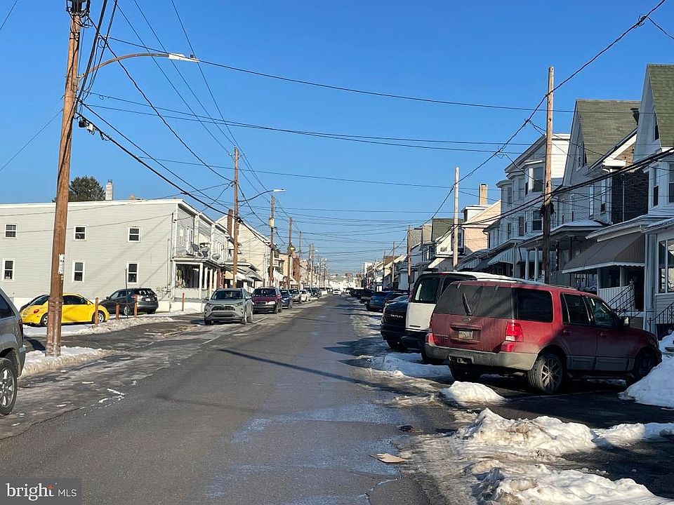 2nd image of 368 W Bertsch St