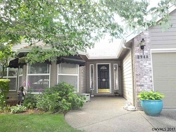 2nd image of 2948 Monterey Ct SE