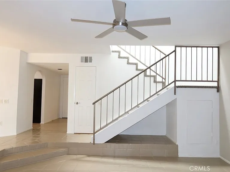 413 Rio Vista Dr — Photo 8