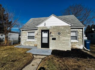 638 White Ave, Lincoln Park, MI 48146