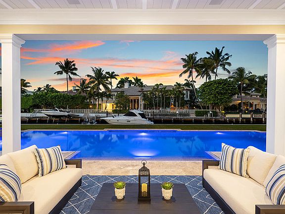 3rd image of 133 W Coconut Palm Road