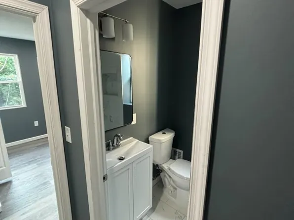1009 Appleton St #1, Baltimore, MD 21217