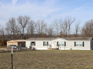1615 E 566th Rd, Brighton, MO 65617