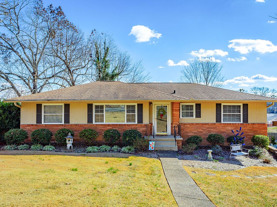 1st image of 922 Belvoir Hills Cir