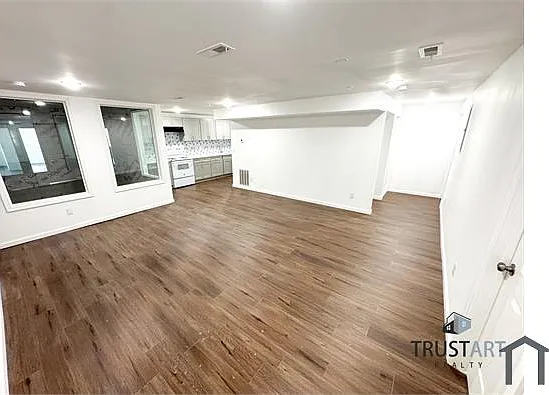 2317 N 15th St #4 — Photo 5