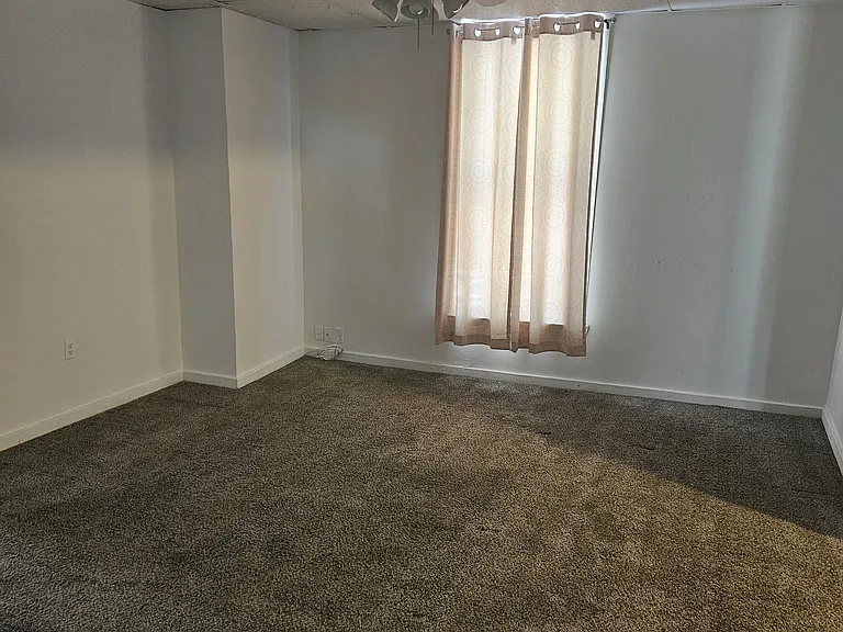128 E Rich Ave #3 — Photo 2