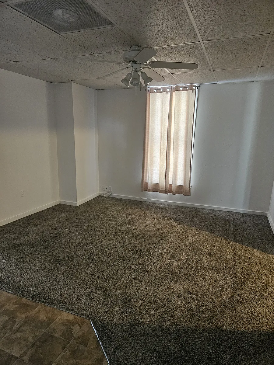 Building Photo - 128 E Rich Ave #3