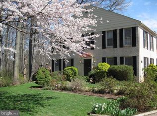 11951 Heathcote Ct, Reston, VA 20191