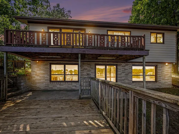 8540 S Vista Dr, Newaygo, MI 49337