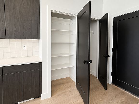 5th image of 284 E Legacy Trail Ln S #4