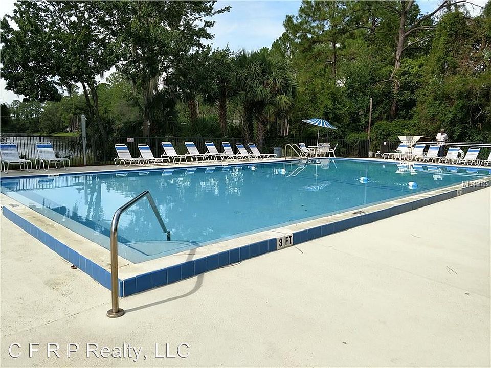 1st image of 181 Lakeside Cir