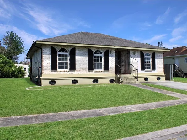 4965 Sandalwood St, New Orleans, LA 70127