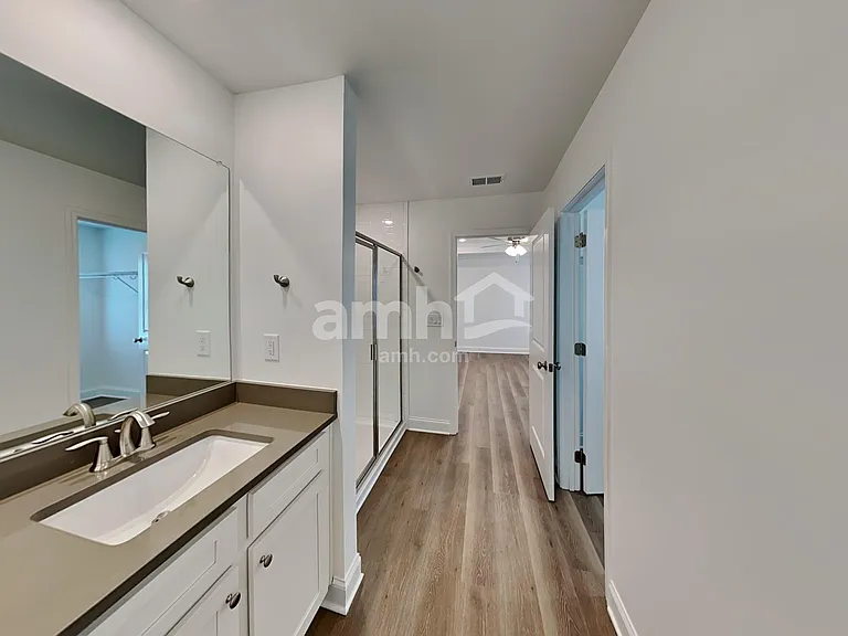 1043 Highland Walk — Photo 17