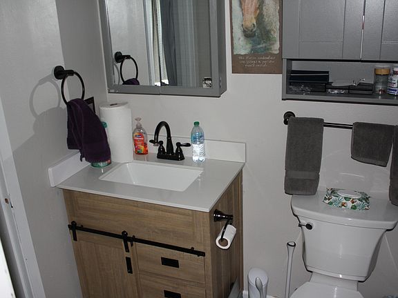 2nd image of 32 Coventry Ln APT 7