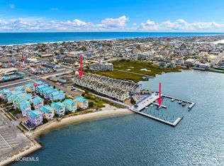 420 8th St UNIT 2, Beach Haven, NJ 08008