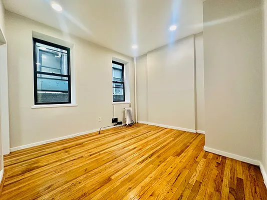Rented by DeSimone Real Estate | media 1