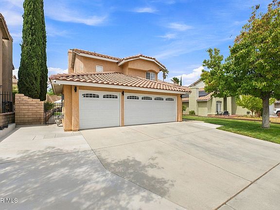 2nd image of 39749 Gorham Ln