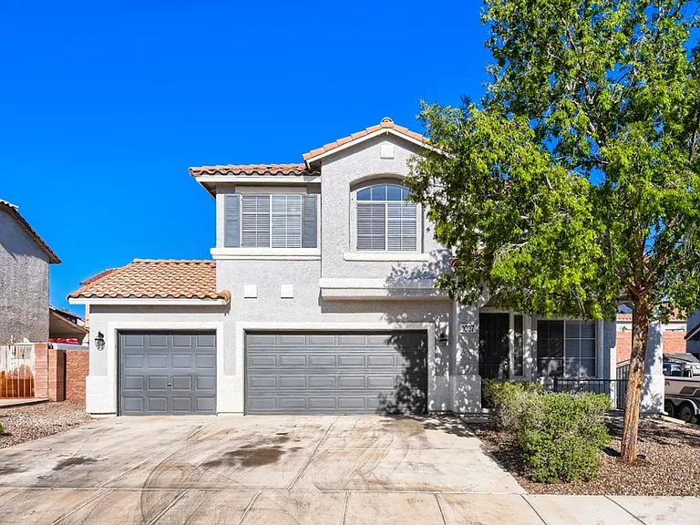 1037 Plentywood Pl — Photo 2