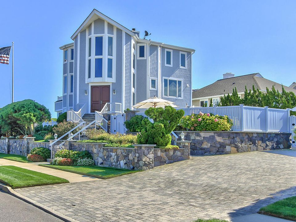 1st image of 301 Ocean Ave