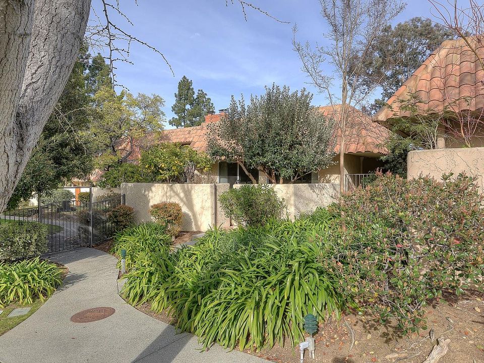 1st image of 259 Casitas Bulevar