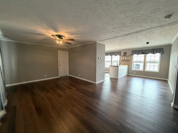 9667 Russell St #346, Northville, MI 48167