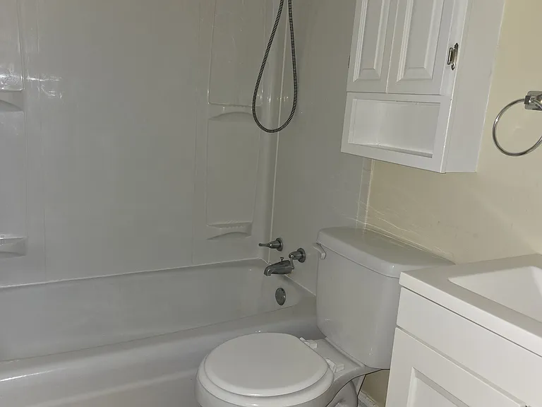 1715 Stanford Dr — Photo 7